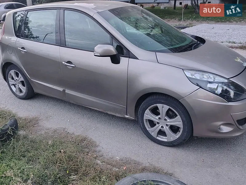 Renault Scenic 2010