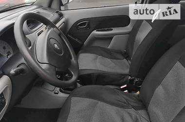 Седан Renault Symbol 2002 в 
