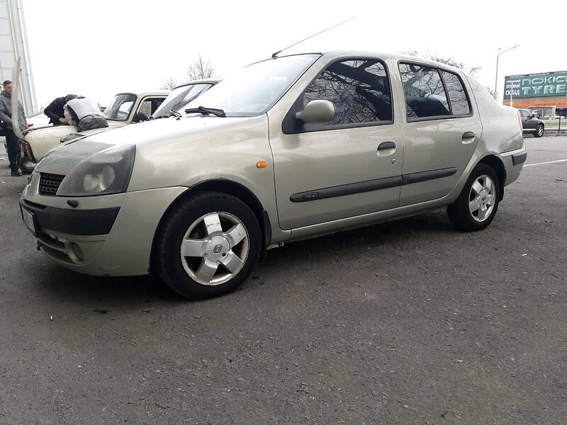 Седан Renault Symbol 2002 в 