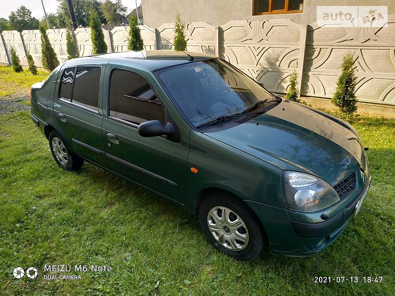 Седан Renault Symbol 2004 в Ивано-Франковске