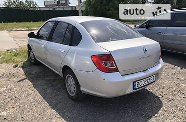 Седан Renault Symbol 2011 в Львове