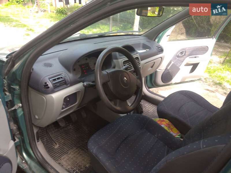 Седан Renault Symbol 2003 в Шептицькому