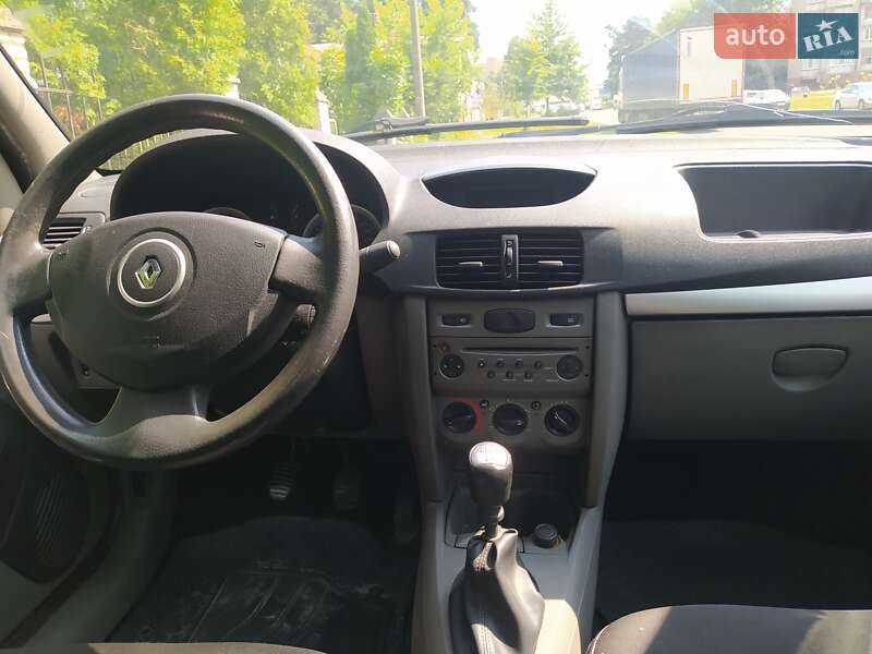 Седан Renault Symbol 2008 в Львове