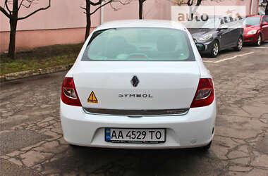Renault Symbol 2012