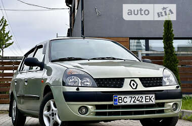 Седан Renault Symbol 2003 в Стрию