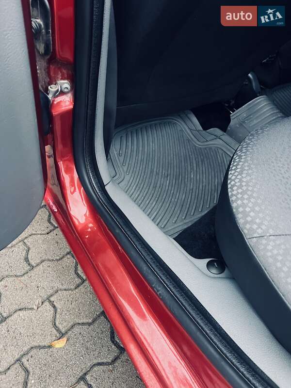 Седан Renault Symbol 2007 в Сваляве