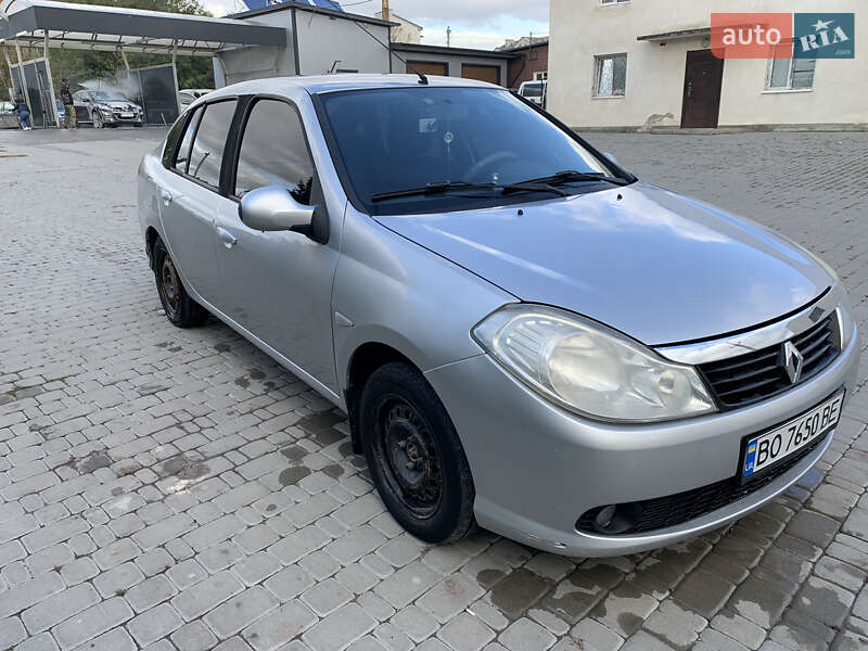 Седан Renault Symbol 2011 в Борщеве