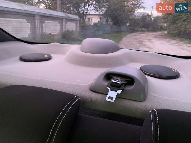 Седан Renault Symbol 2011 в Борщеве