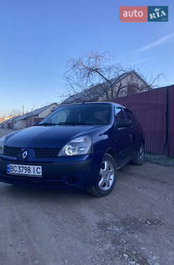 Седан Renault Symbol 2004 в Червонограді