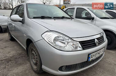 Седан Renault Symbol 2010 в 