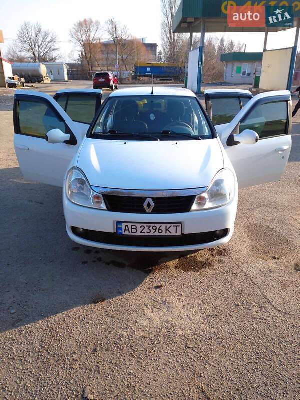 Седан Renault Symbol 2011 в Шаргороде
