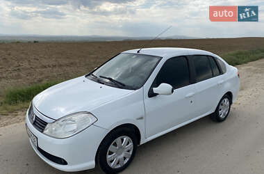 Седан Renault Symbol 2010 в Черновцах