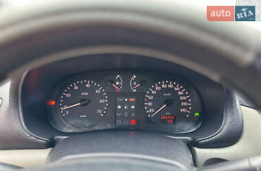 Седан Renault Symbol 2005 в 