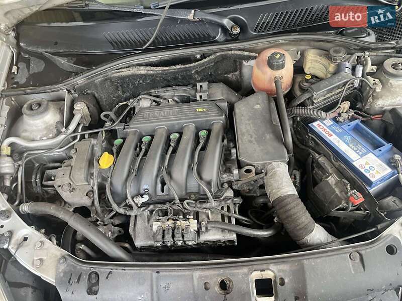 Седан Renault Symbol 2011 в Новомосковську
