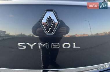 Седан Renault Symbol 2011 в 