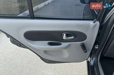 Седан Renault Symbol 2011 в 