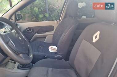 Седан Renault Symbol 2004 в Подольске