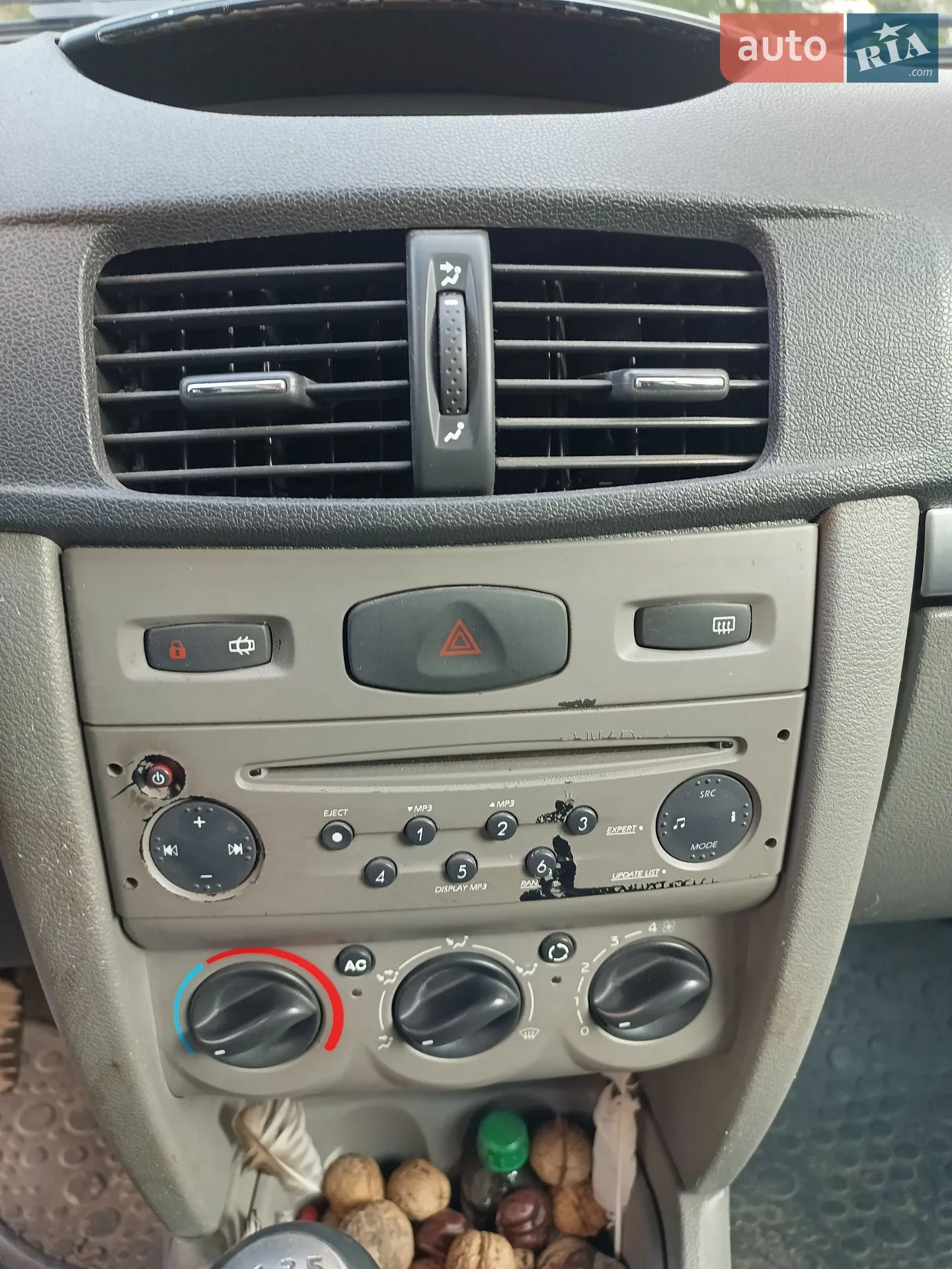 2010 Renault Symbol - мініатюра 7