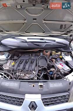 Седан Renault Symbol 2004 в Конотопі