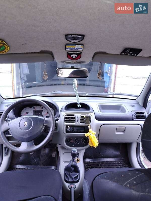 Седан Renault Symbol 2004 в Конотопе