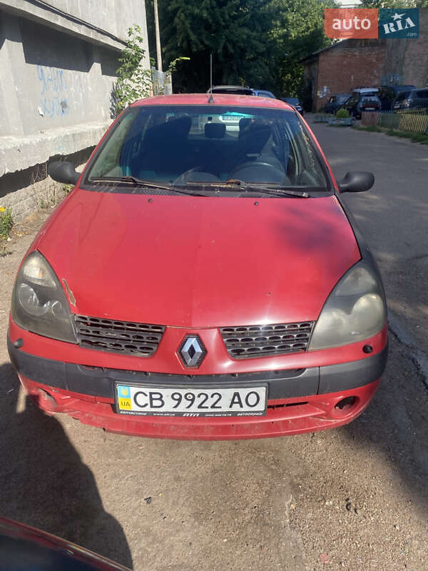 Renault Symbol 2004