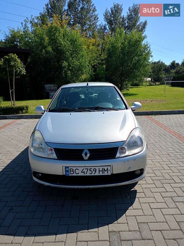 Седан Renault Symbol 2012 в Золочеве