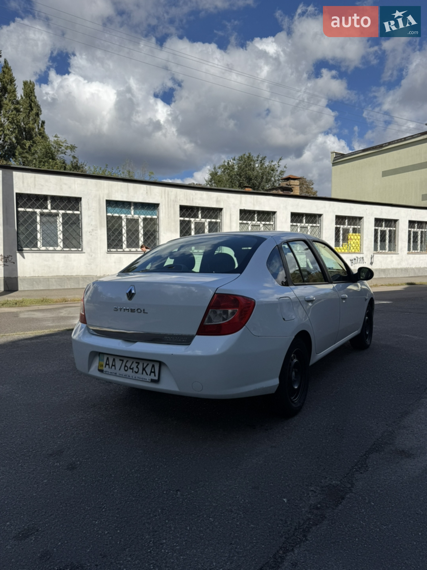 2010 Renault Symbol - мініатюра 7