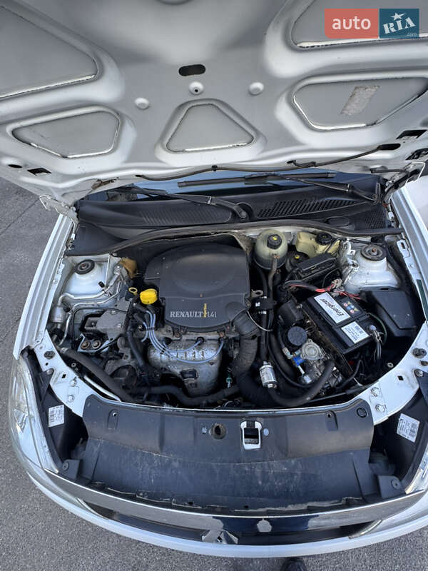 Седан Renault Symbol 2010 в Києві