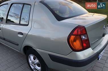 Седан Renault Symbol 2002 в 
