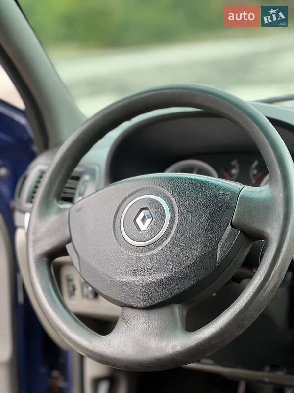 Седан Renault Symbol 2011 в Жмеринці