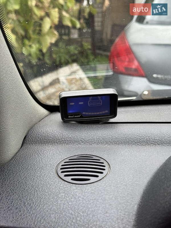 Седан Renault Symbol 2004 в Кременчуці фото 34 Седан Renault Symbol 2004 в Кременчуці