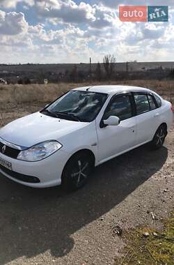 Седан Renault Symbol 2012 в Ивано-Франковске