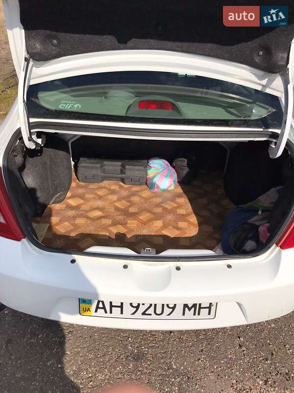 Седан Renault Symbol 2012 в Івано-Франківську фото 11 Седан Renault Symbol 2012 в Івано-Франківську