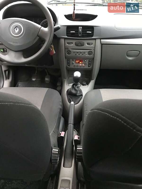 Седан Renault Symbol 2011 в Черкассах