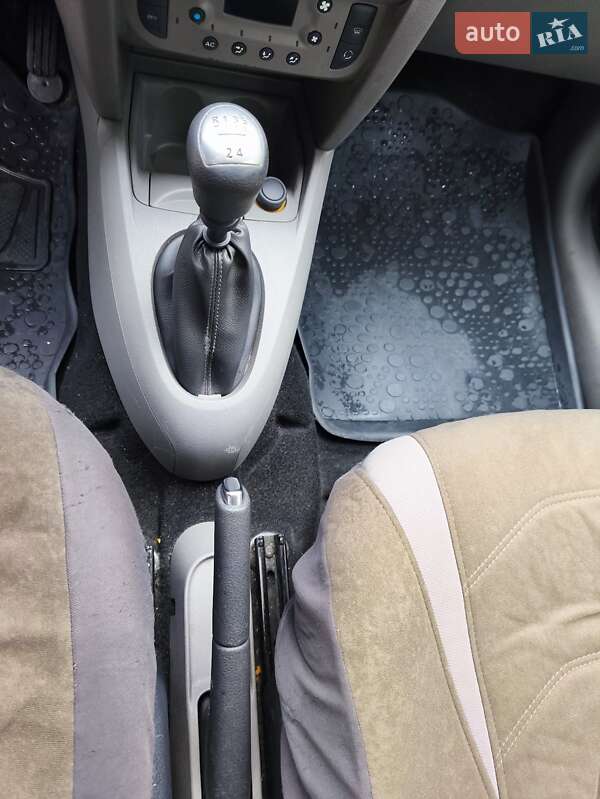 Седан Renault Symbol 2011 в Львове фото 17 Седан Renault Symbol 2011 в Львове