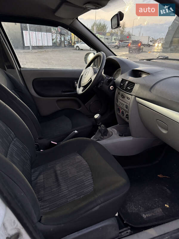 Седан Renault Symbol 2012 в Днепре фото 18 Седан Renault Symbol 2012 в Днепре