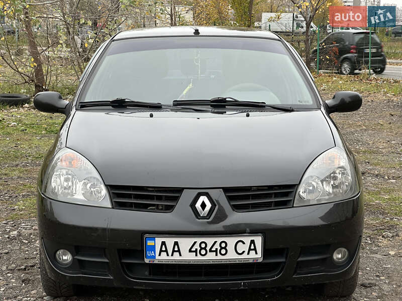 Седан Renault Symbol 2006 в Киеве фото 2 Седан Renault Symbol 2006 в Киеве