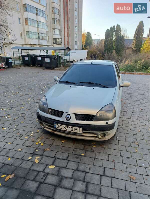 Седан Renault Symbol 2003 в Львові