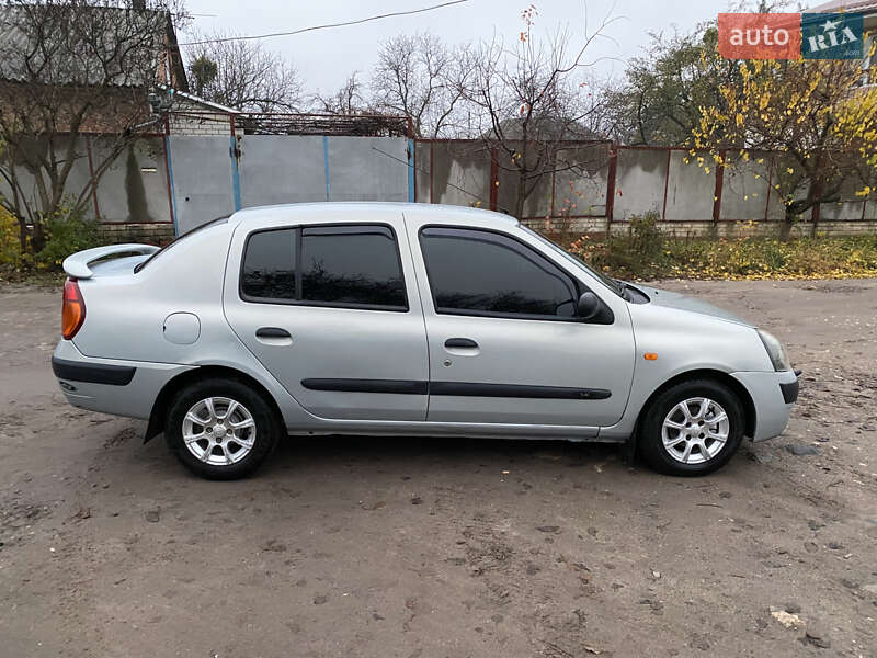 Седан Renault Symbol 2004 в Харькове