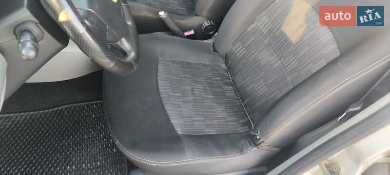 Седан Renault Symbol 2010 в Коцюбинском фото 28 Седан Renault Symbol 2010 в Коцюбинском