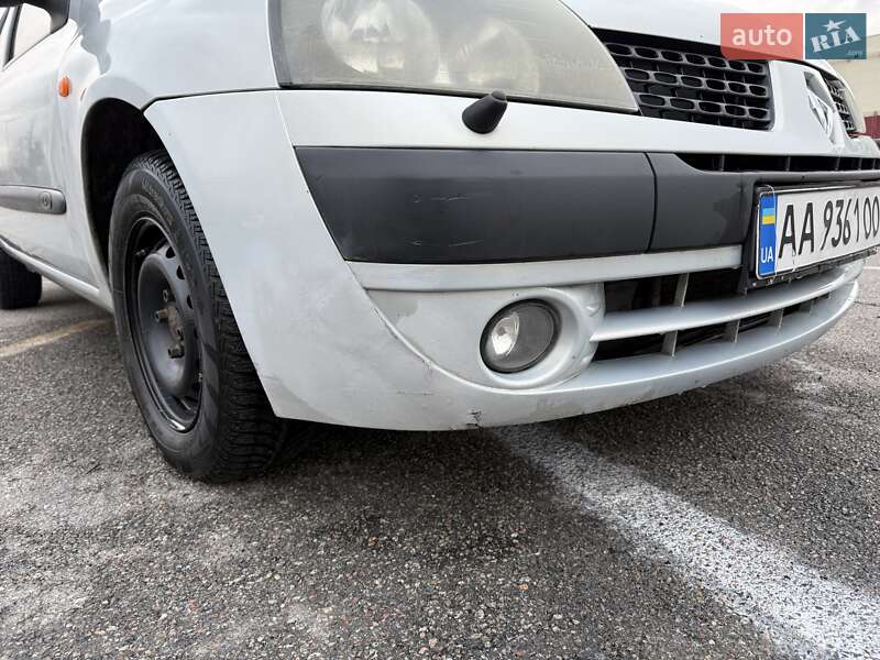 Седан Renault Symbol 2003 в Киеве фото 8 Седан Renault Symbol 2003 в Киеве