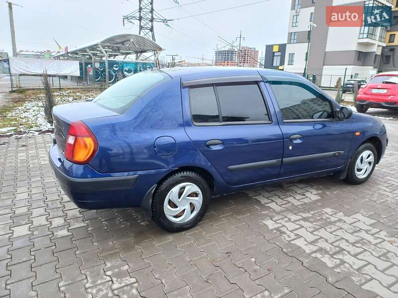 Седан Renault Symbol 2004 в Ивано-Франковске