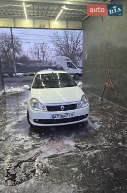 Седан Renault Symbol 2011 в Івано-Франківську