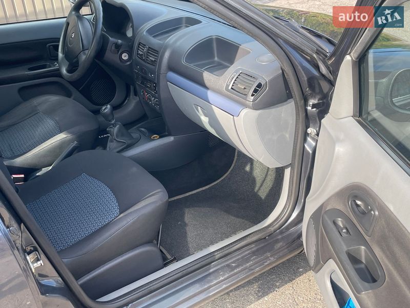 Седан Renault Symbol 2007 в Києві