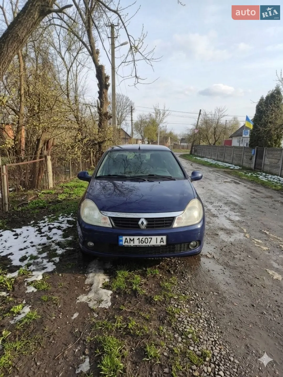 2010 Renault Symbol - мініатюра 2