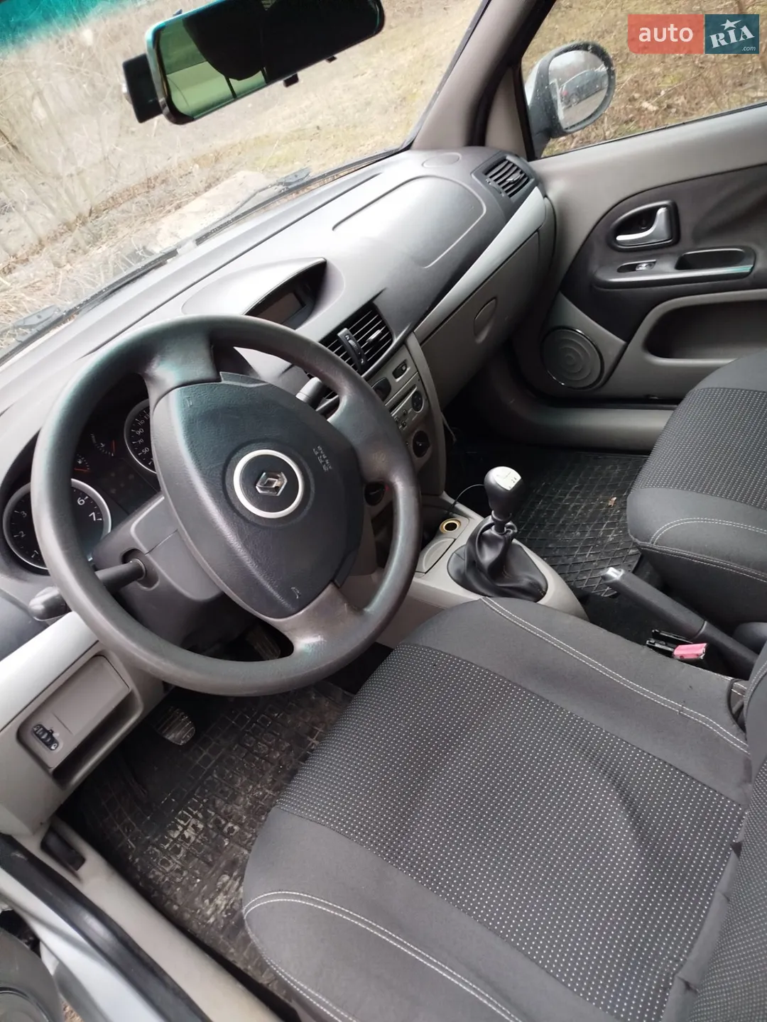 2010 Renault Symbol - мініатюра 5
