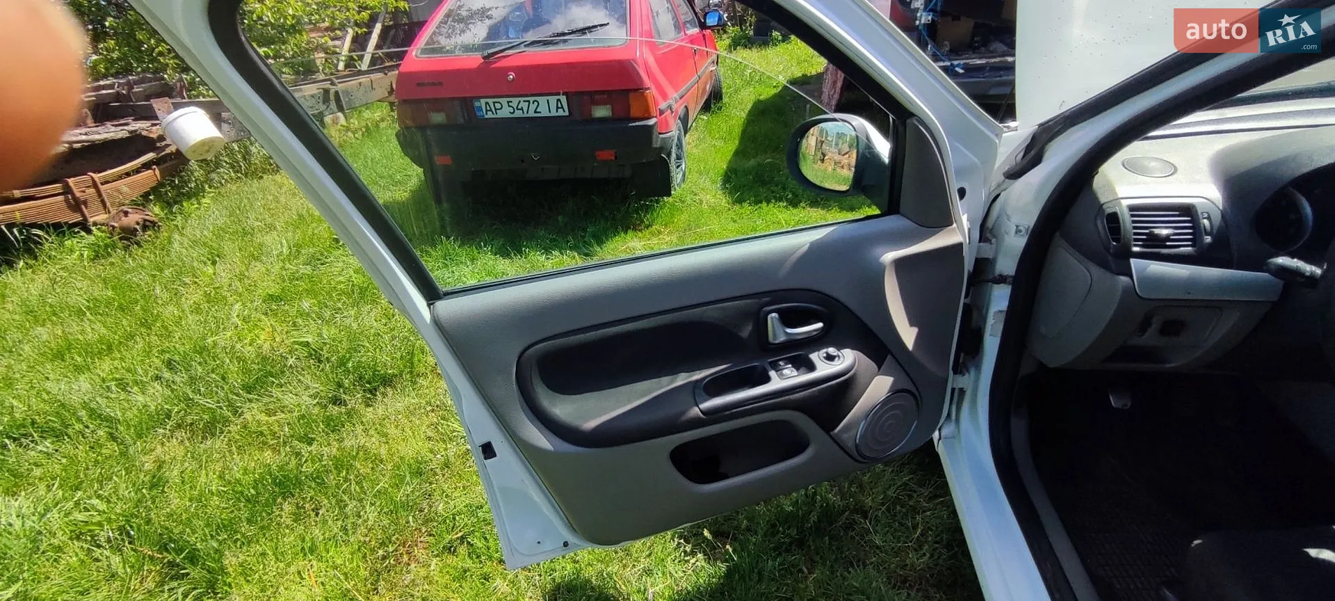 2012 Renault Symbol - мініатюра 22