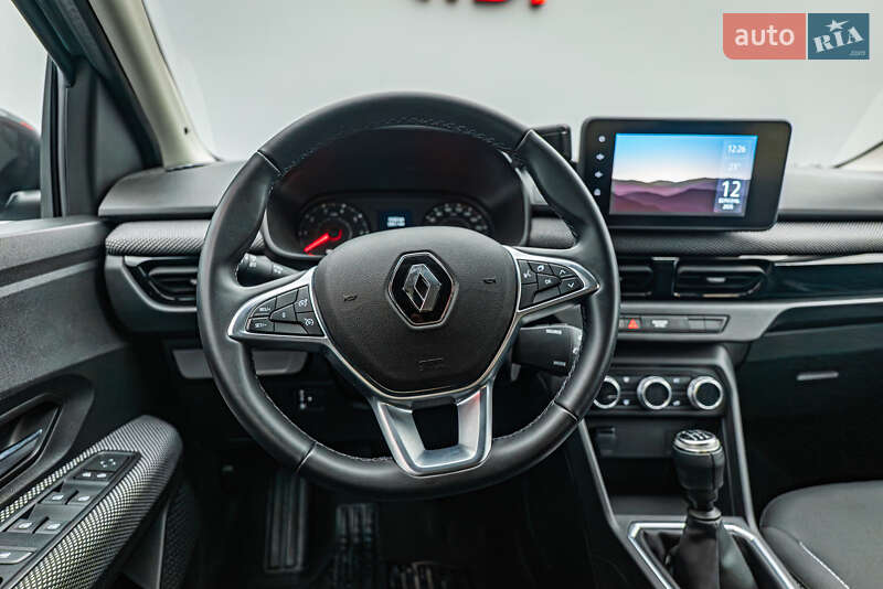 Седан Renault Taliant 2024 в Киеве