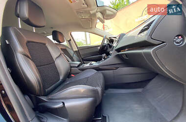 Седан Renault Talisman 2016 в 