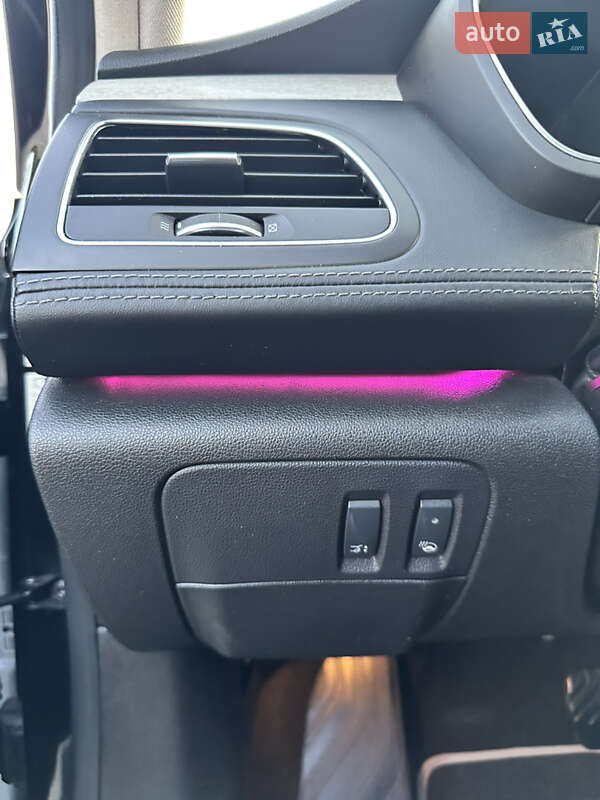 Универсал Renault Talisman 2016 в Киеве